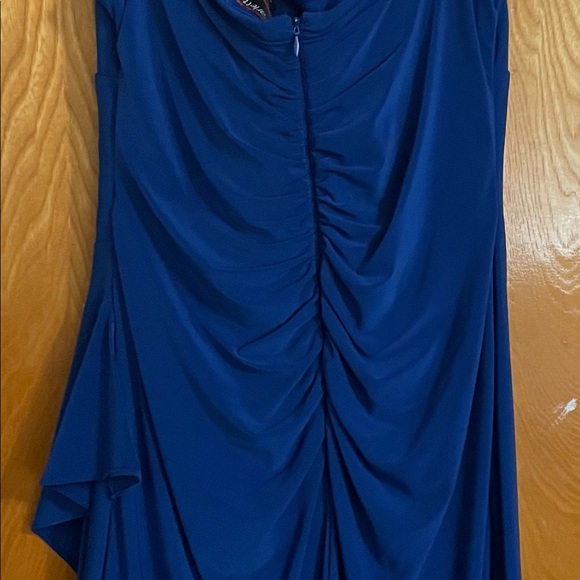 Blue open back dress - Picture 6 of 7